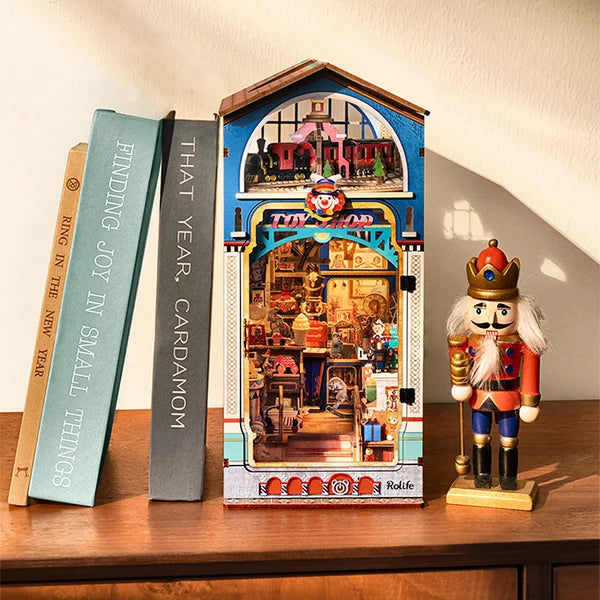 Rolife Schatzspielzeugladen DIY Bücherregaleinsatz